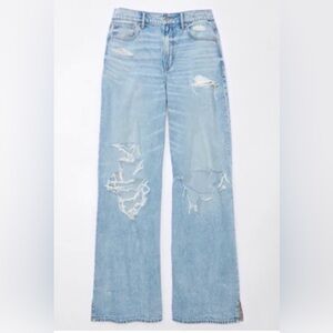 American Eagle Outfitters Light Blue Boyfriend Jeans